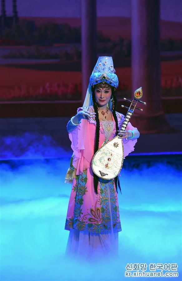 （文化）（4）蘭州：京劇《絲路花雨》精彩上演