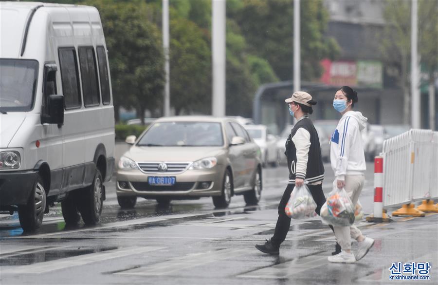 （聚焦疫情防控）（9）武汉正逐渐恢复“生活气息”