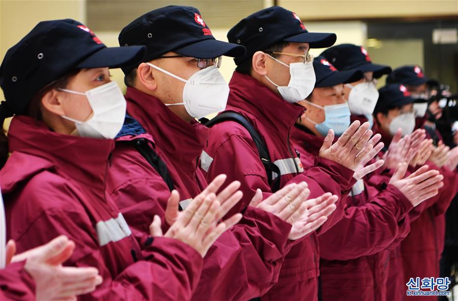 （聚焦疫情防控）（2）中国政府赴菲律宾抗疫医疗专家组从福州启程