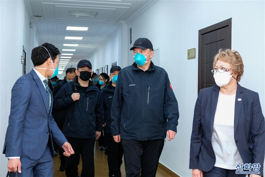 （国际疫情）（1）中国援哈萨克斯坦医疗队在哈开展经验分享和交流工作