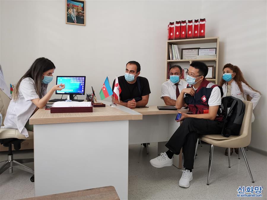 （国际疫情）（1）中国抗疫医疗专家组在阿塞拜疆调研交流