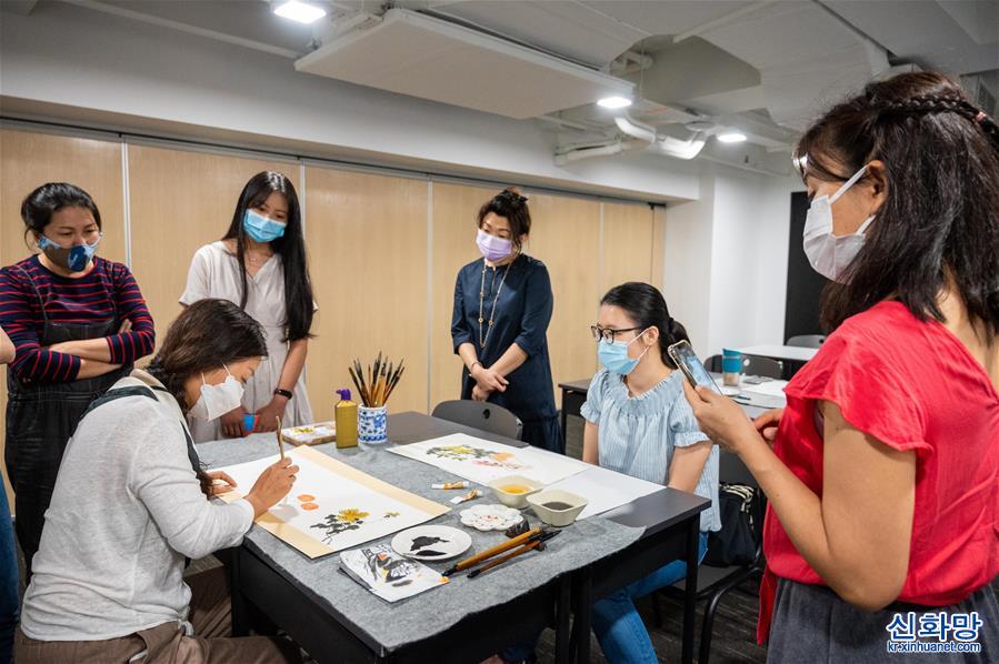 （国际·图文互动）（4）吉隆坡中国文化中心疫情期间多种形式促中马交流