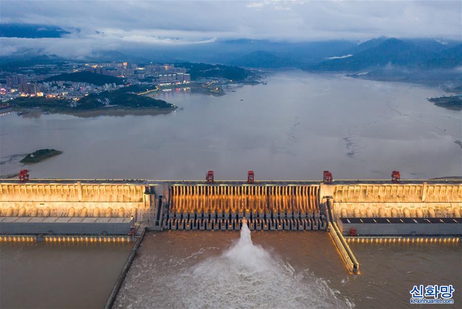 #（新华视界）（1）“长江2021年第1号洪水”在长江上游形成