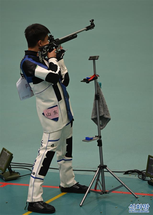 （全运会）（5）射击——男子50米步枪3种姿势决赛：张常鸿夺冠