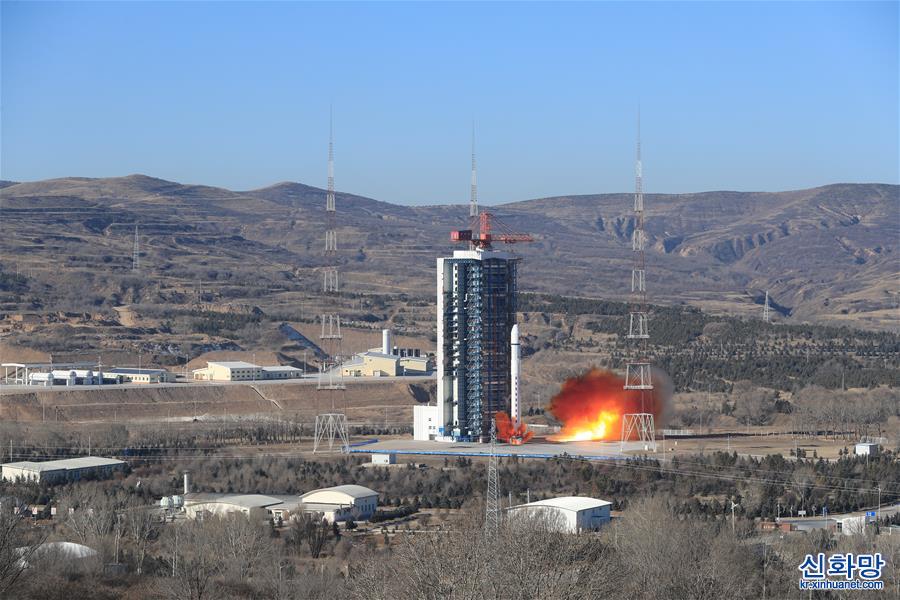 （科技）（3）我国成功发射试验十三号卫星 中国航天2022年首次发射开门红