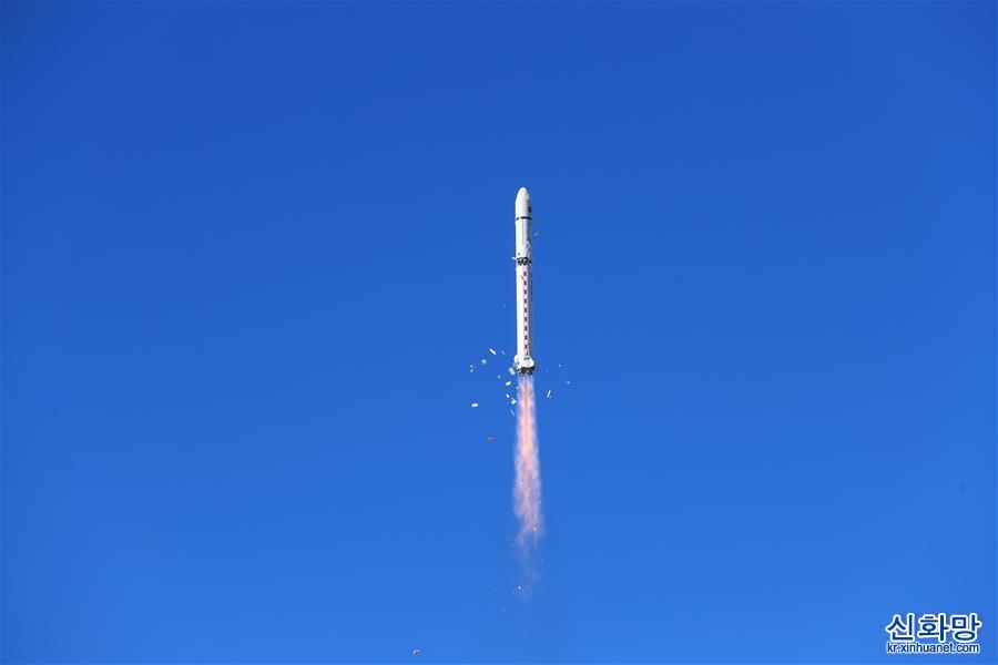（科技）（2）我国成功发射试验十三号卫星 中国航天2022年首次发射开门红