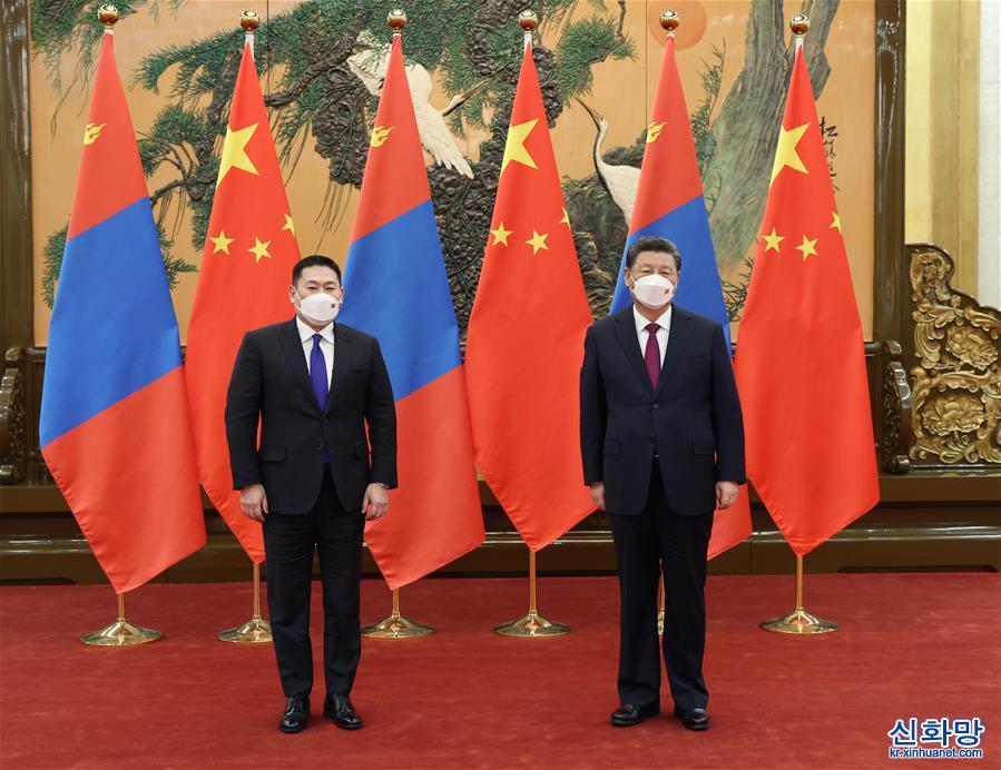 （时政）习近平会见蒙古国总理奥云额尔登