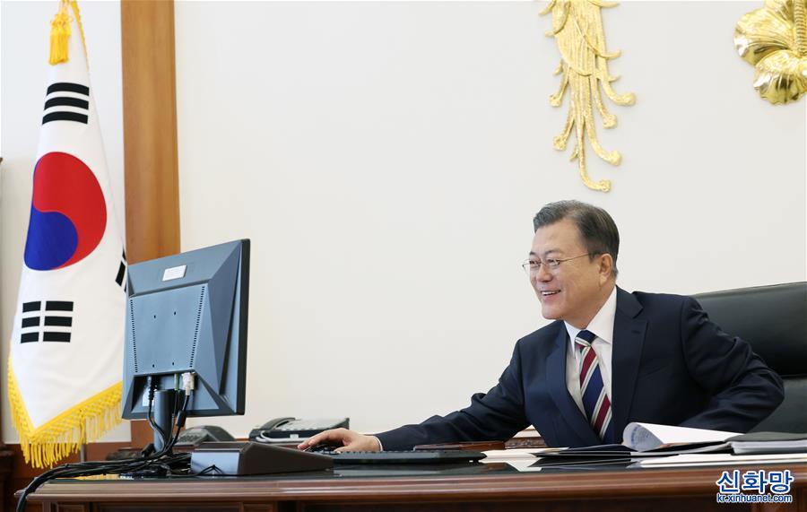 （國際·圖文互動）（1）專訪：韓中兩國應繼續發展面向未來的戰略合作夥伴關係——訪韓國總統文在寅