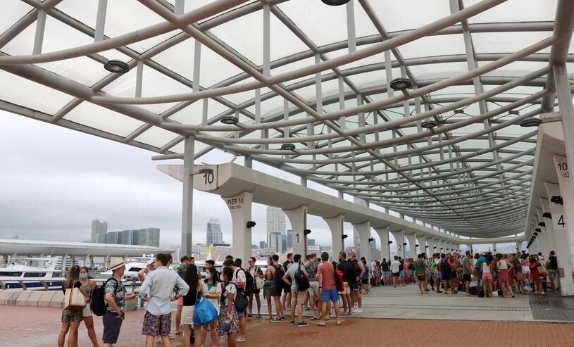 中 홍콩 2월 관광객 수 100만 명 돌파...3년 만에 처음