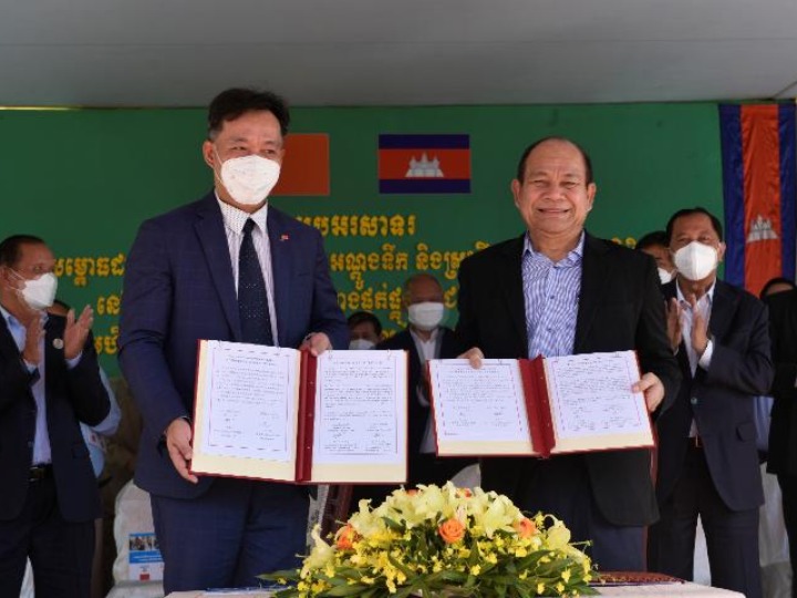 中, 캄보디아 식수개발 프로젝트에 박차