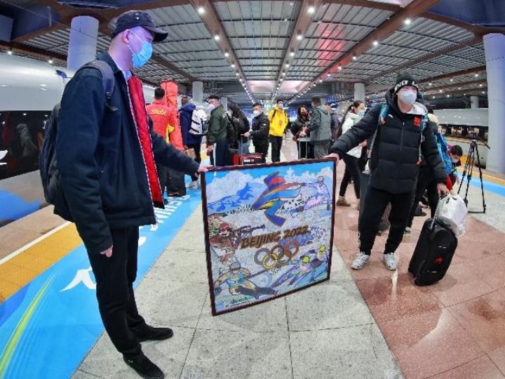 '2022 베이징 동계올림픽' 전용 열차, 21일 실전 투입
