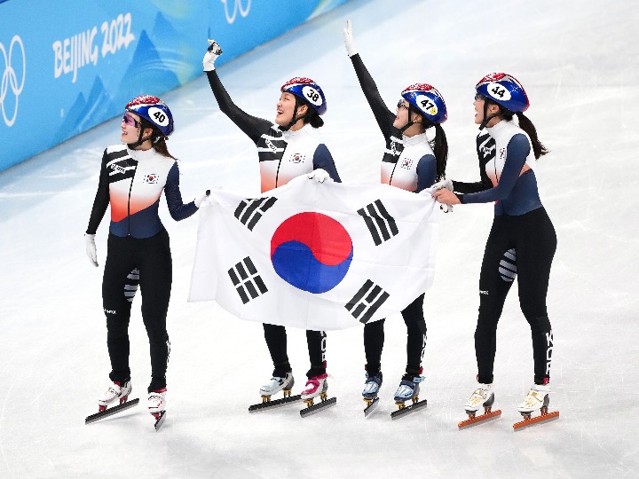 韓 쇼트트랙 여자 3천m 계주 은메달