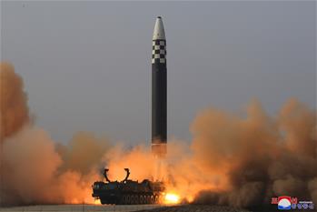 조선, 대륙간탄도미사일 시험발사 성공