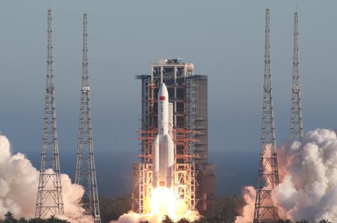 창정5호B 운반로켓, 첫 발사에 성공…中 유인 우주비행 프로젝트 ‘제3단계’ 임무 가동