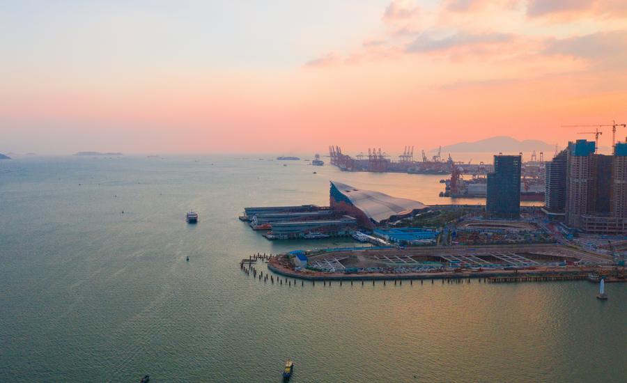 中 “웨강아오 대만구 통합항”, 막힘없는 물류 운송으로 증가세 꾸준